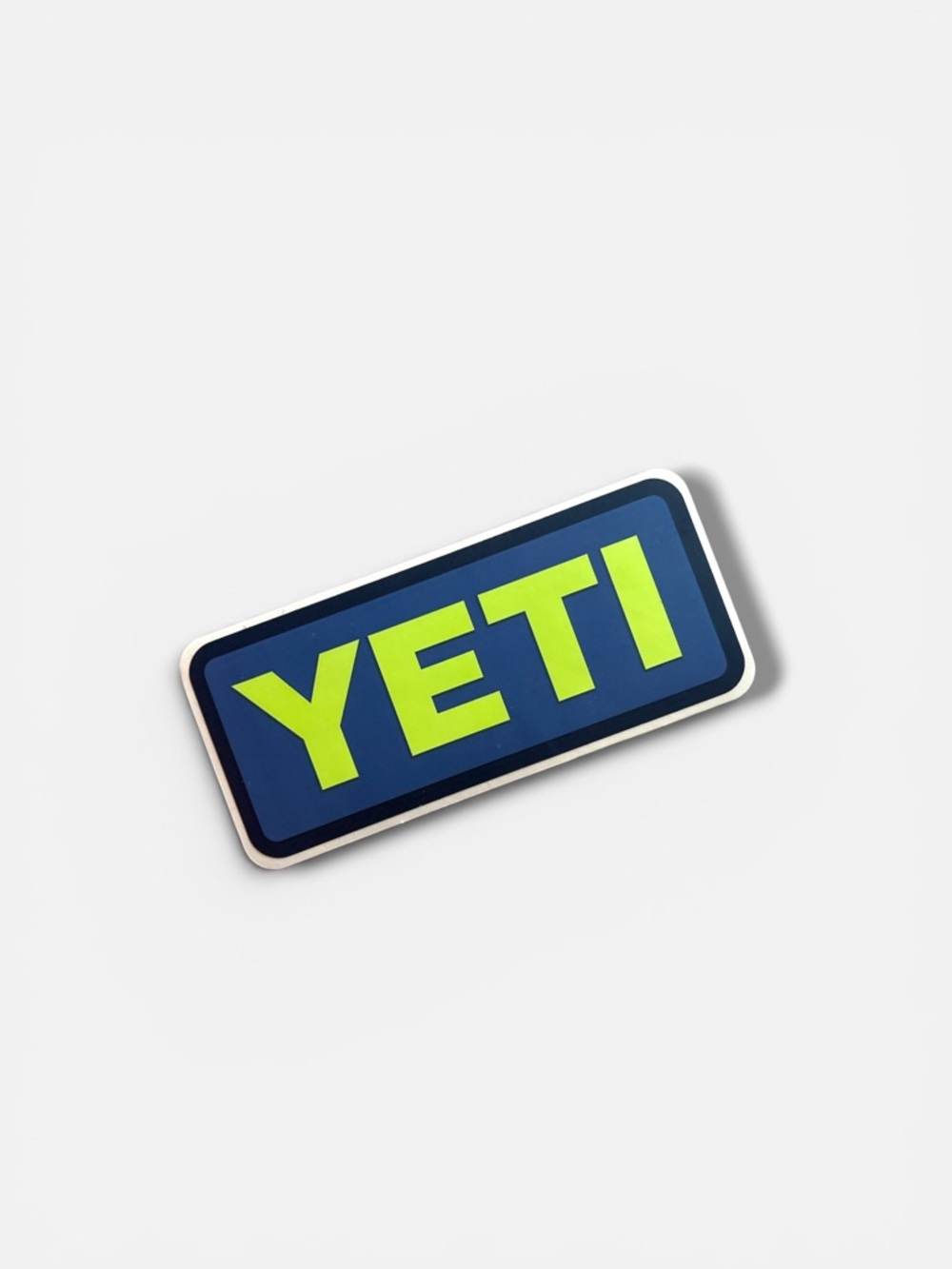 🚎 Yeti Vinyl Sticker